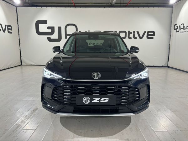Nuevo MG ZS Luxury 111 CV (81 kW) 2025 Otro Berlina