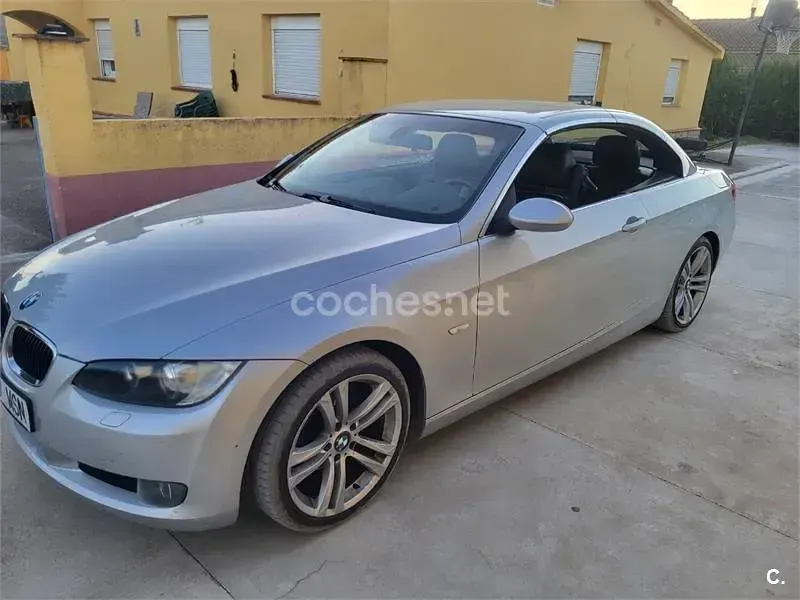 Usado BMW 320 Cabriolet 170 CV (125 kW) 2009 Gris / plata Descapotable