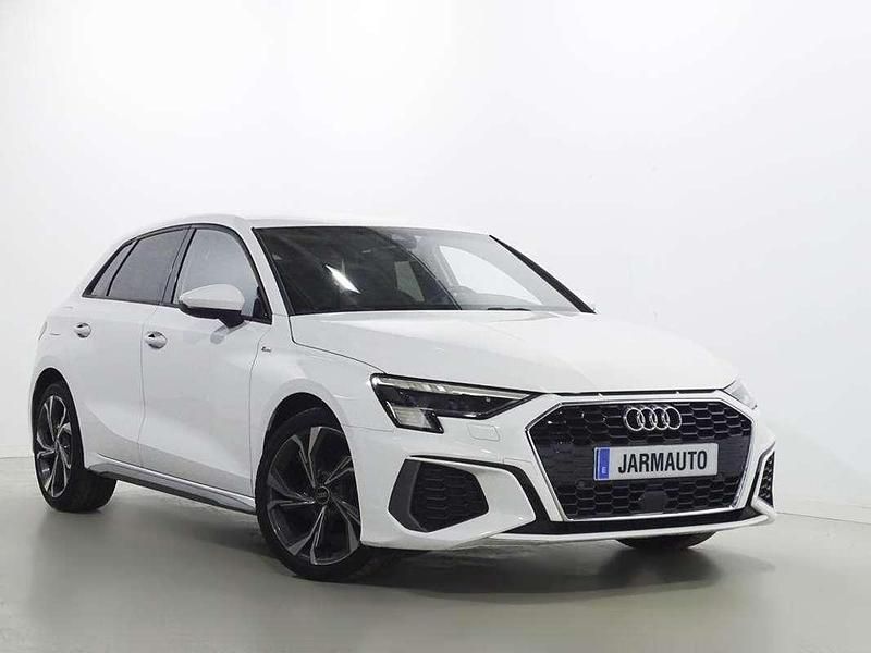 Blanco Usado 2022 Audi A3 Sportback Utilitario | 28.900 € (Caro) - Imagen 1/4