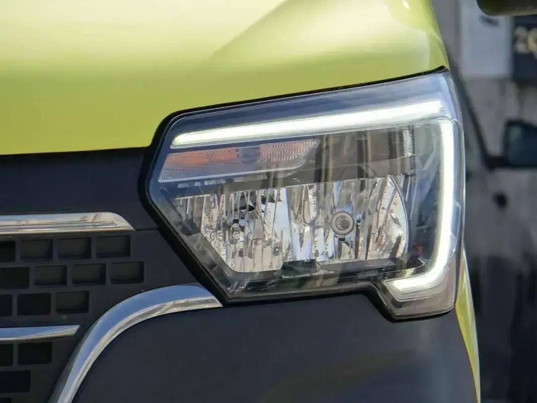 Usado Renault Master R.S. 145 CV (106 kW) 2021 Verde Monovolumen