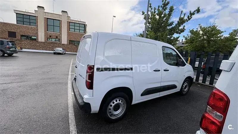 Usado Toyota Proace City City 102 CV (75 kW) 2020 Blanco Monovolumen
