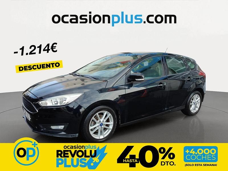 Usado Ford Focus Trend+ 125 CV (91 kW) 2016 Negro Berlina