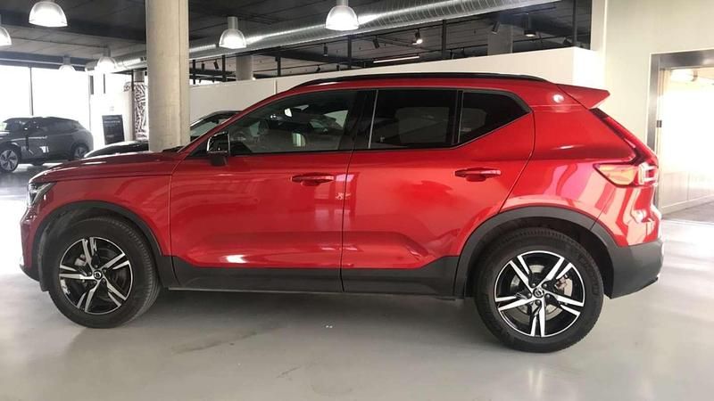 Usado Volvo XC40 Plus 163 CV (119 kW) 2025 SUV