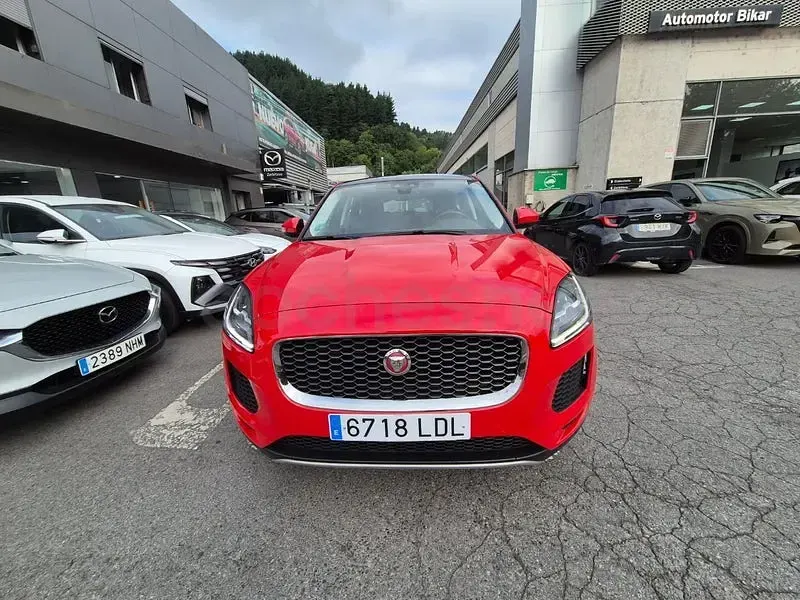 Usado Jaguar E-Pace 150 CV (110 kW) 2019 Granate SUV