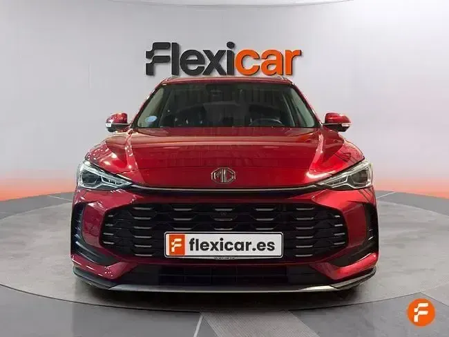 Usado MG ZS Comfort 197 CV (144 kW) 2025 Rojo SUV