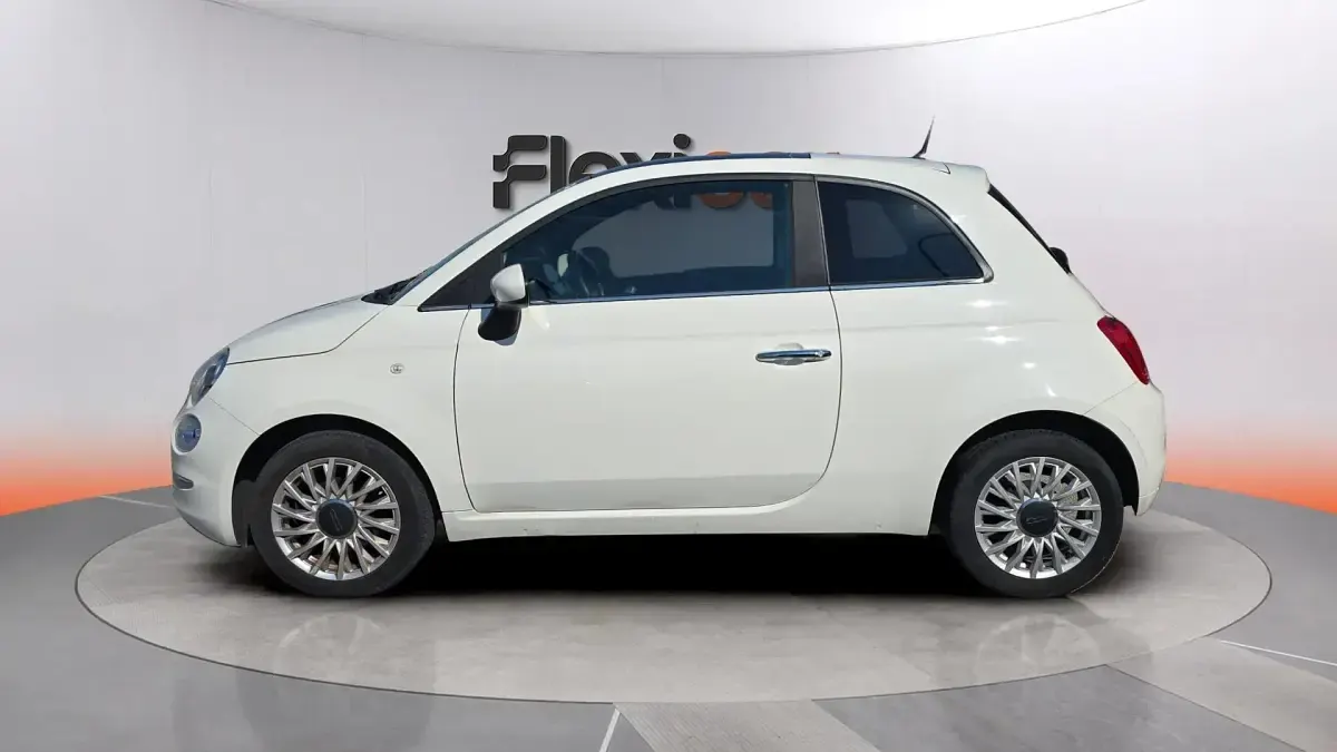 Usado Fiat 500 Dolcevita 71 CV (52 kW) 2023 Blanco Berlina