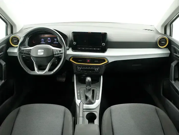 Usado Seat Arona Style 115 CV (84 kW) 2025 Blanco SUV