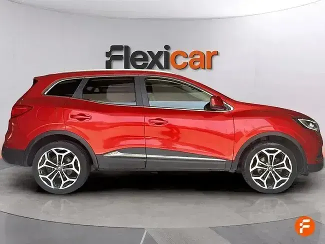 Usado Renault Kadjar Techno 140 CV (102 kW) 2022 Rojo SUV