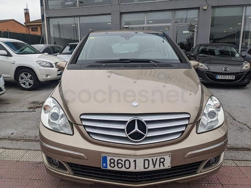 Usado Mercedes B180 109 CV (80 kW) 2006 Blanco Monovolumen