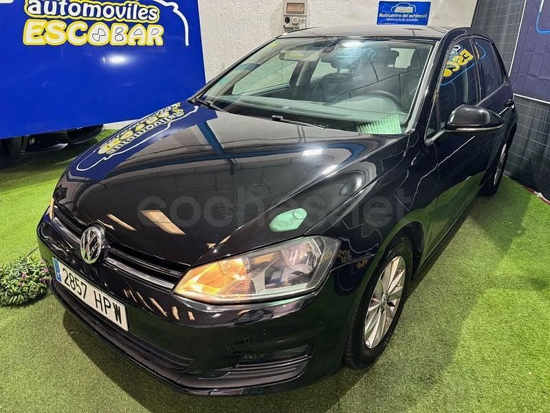 Usado VW Golf VII Edition 105 HP (77 kW) 2013 Preto Sedan