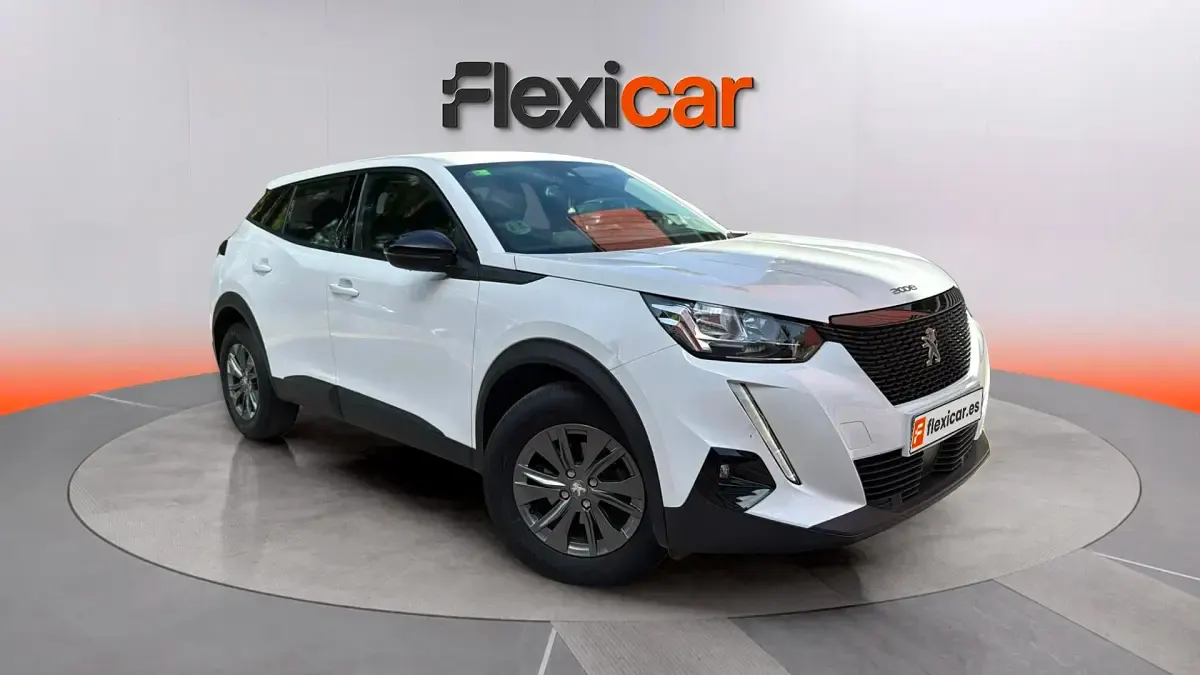 Usado Peugeot 2008 Active 101 CV (74 kW) 2022 SUV