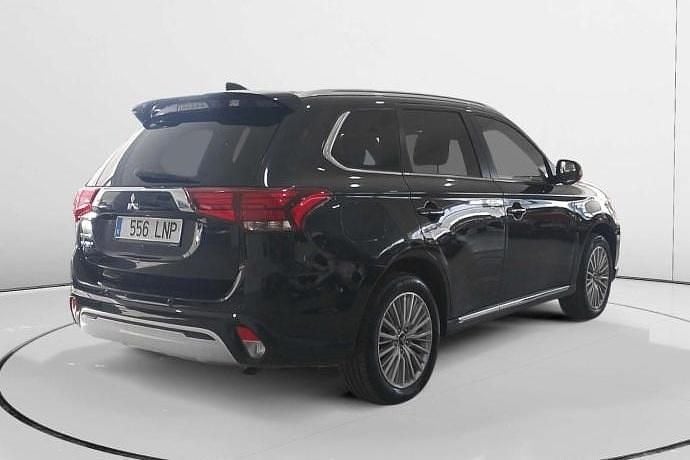 Usado Mitsubishi Outlander P-HEV 224 CV (164 kW) 2021
