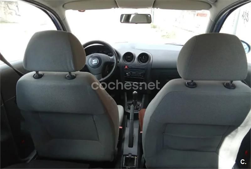 Brugt Seat Ibiza Stella 64 HK (47 kW) 2002 Blå Hatchback