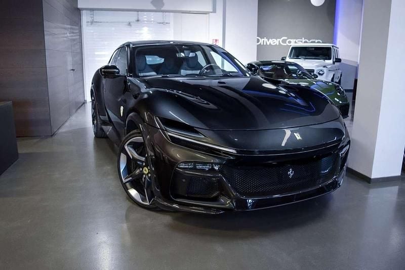 Usado Ferrari Purosangue 725 CV (533 kW) 2025 Negro SUV