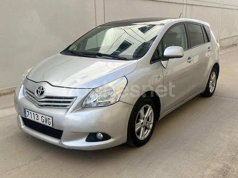 Gris / plata Usado 2010 Toyota Verso Active Monovolumen | 4990 € (Buen precio) - Imagen 1/4