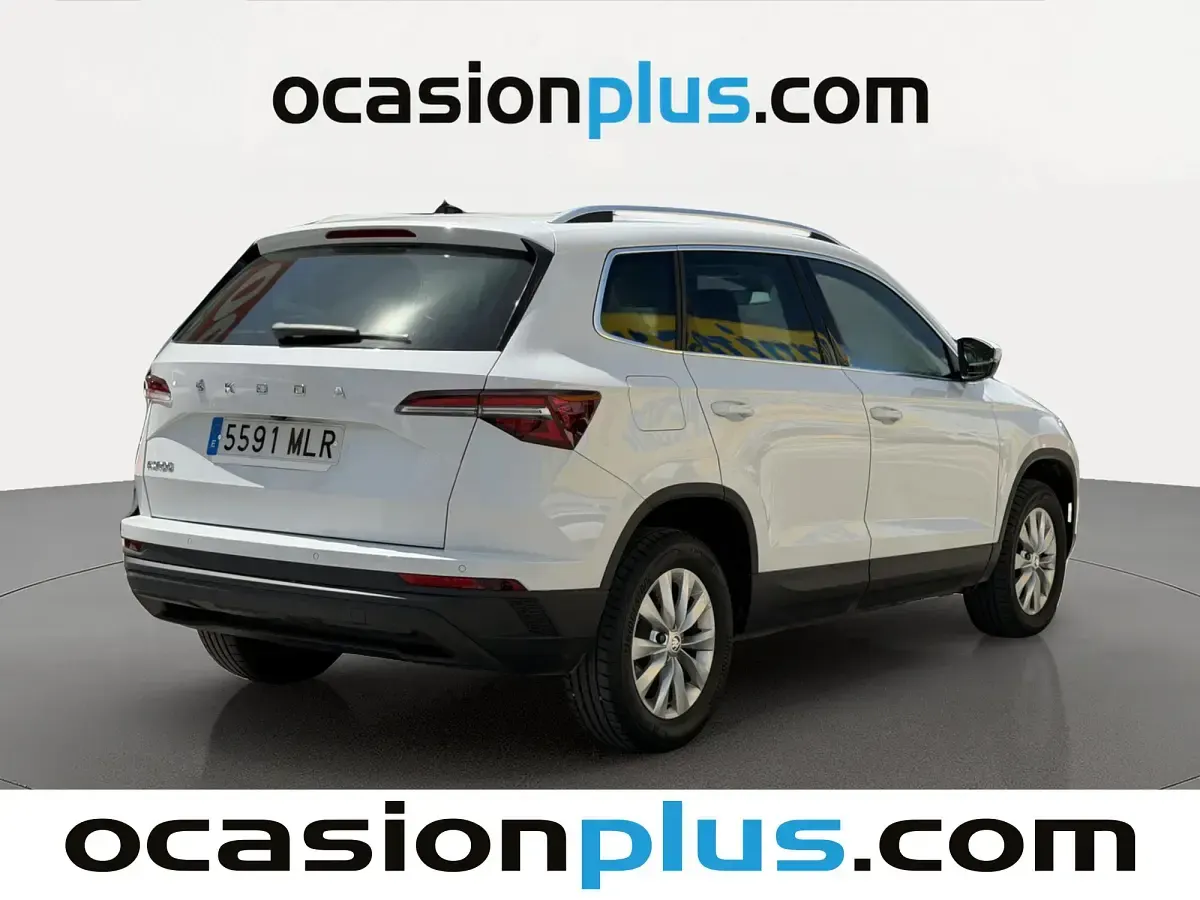 Begagnad Skoda Karoq Ambition 116 HK (85 kW) 2023 Vit SUV