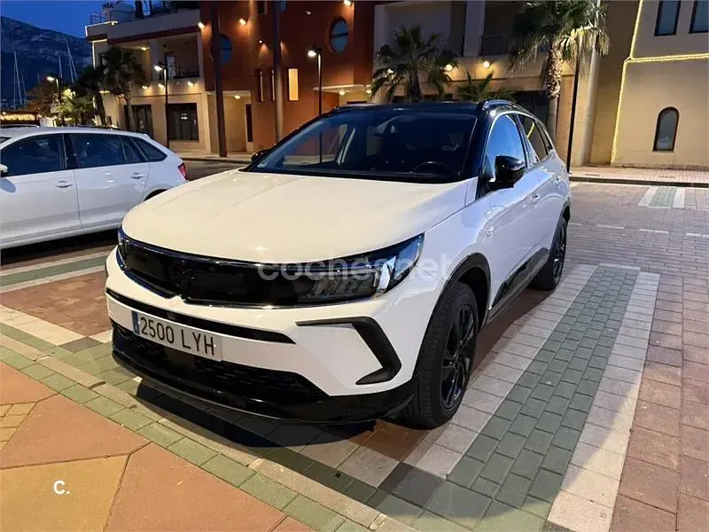 Usado Opel Grandland X 130 CV (95 kW) 2022 Blanco SUV
