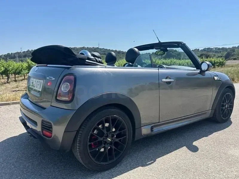 Usado Mini John Cooper Works Cabriolet 211 CV (155 kW) 2009 Gris / plata Descapotable