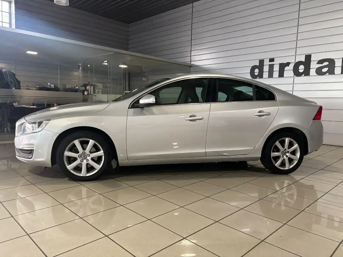 Occasion Volvo S60 Momentum 150 PK (110 kW) 2015 Grijs Sedan