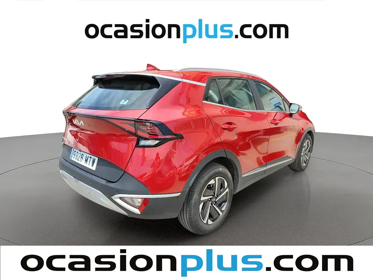 Usado Kia Sportage 136 CV (100 kW) 2024 Rojo SUV