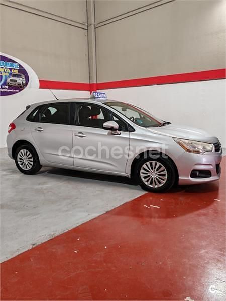 Usado Citroën C4 Business Class 95 HP (69 kW) 2011 Cinzento Sedan