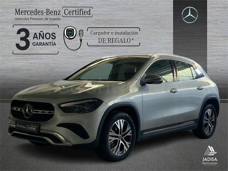 Gris / plata Usado 2024 Mercedes GLA250 Progressive SUV | 41.990 € (Buen precio) - Imagen 1/4