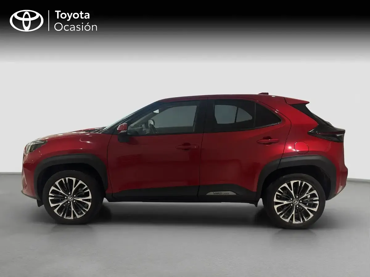 Usado Toyota Yaris Cross 116 CV (85 kW) 2021 Rojo SUV