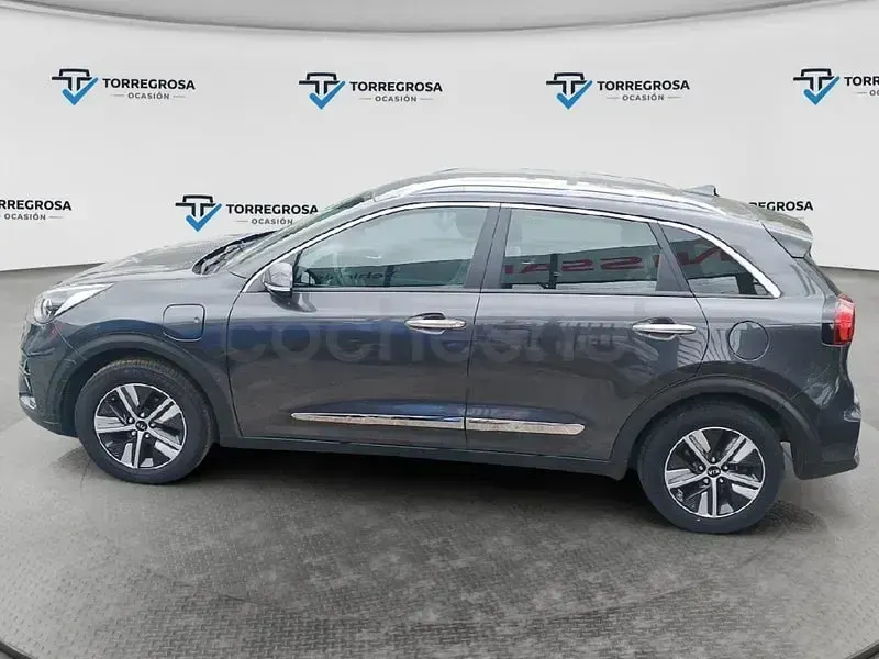 Usado Kia Niro 141 CV (103 kW) 2021 Negro SUV