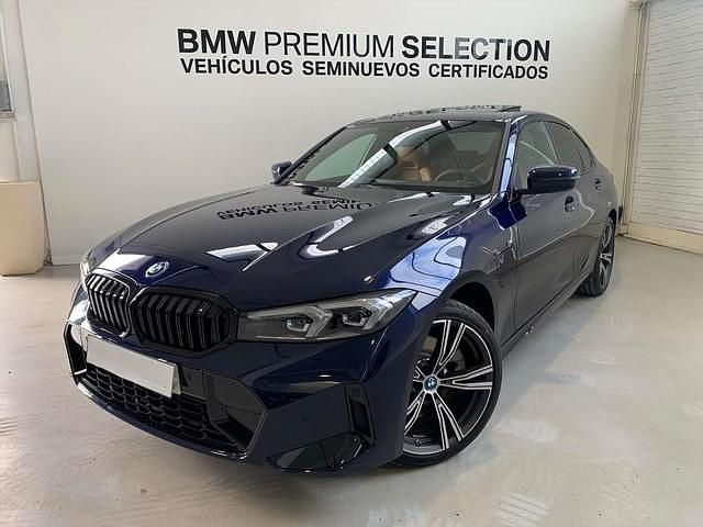 Usado BMW 320e Shadowline 204 CV (150 kW) 2024 Azul Berlina