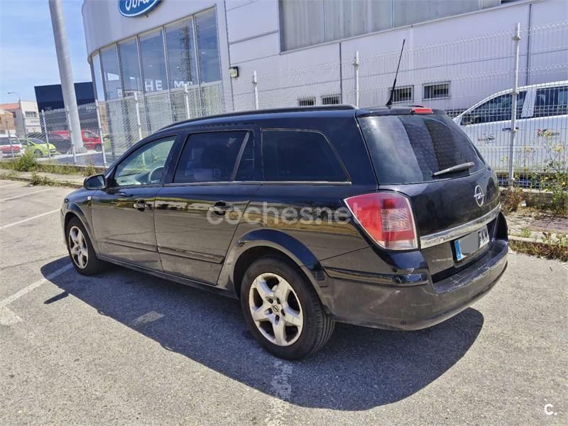 Negro Usado 2007 Opel Astra Cosmo Familiar | 2000 € (Super precio) - Imagen 1/3