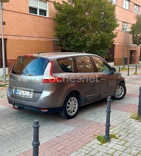 Gris / plata Usado 2012 Renault Grand Scénic III Dynamique Monovolumen | 5500 € (Precio justo) - Imagen 1/4
