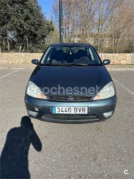 Usado Ford Focus Ambiente 90 CV (66 kW) 2002 Verde Berlina