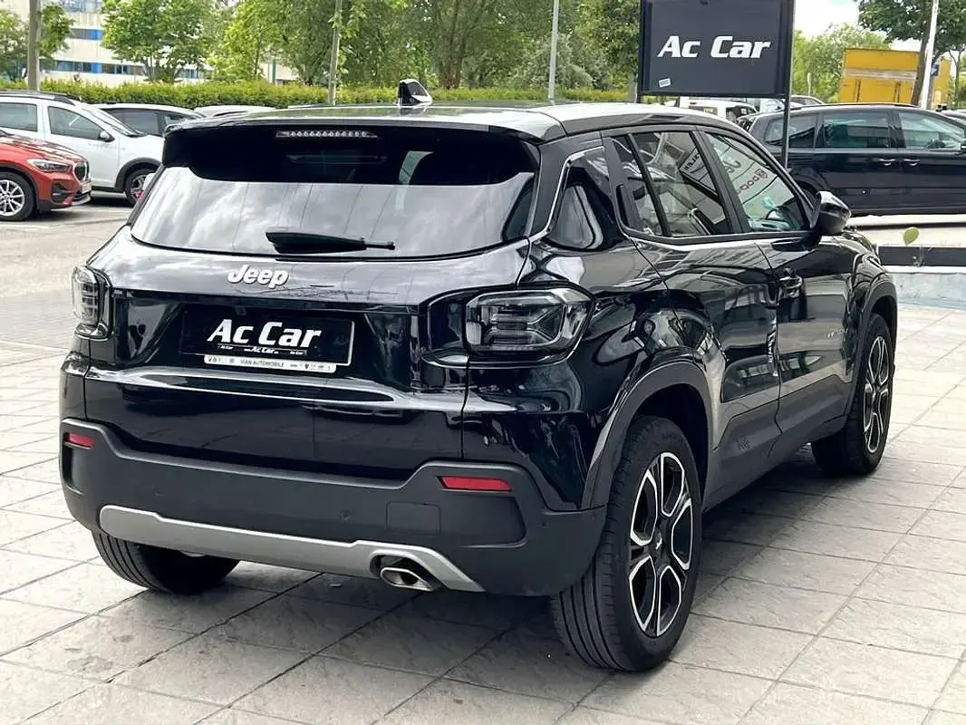 Usado Jeep Avenger 101 CV (74 kW) 2023 Negro SUV