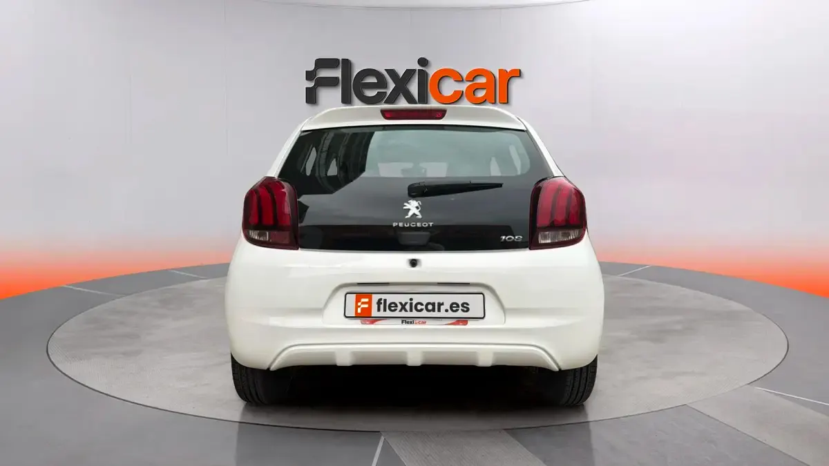 Usado Peugeot 108 Active 72 CV (52 kW) 2019 Blanco Utilitario
