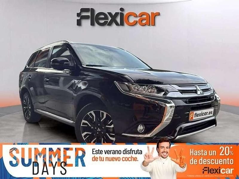 Negro Usado 2018 Mitsubishi Outlander P-HEV SUV | 16.090 € (Super precio) - Imagen 1/4