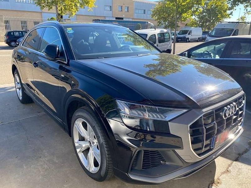 Usado Audi Q8 Ambiente 286 CV (210 kW) 2019 Negro SUV
