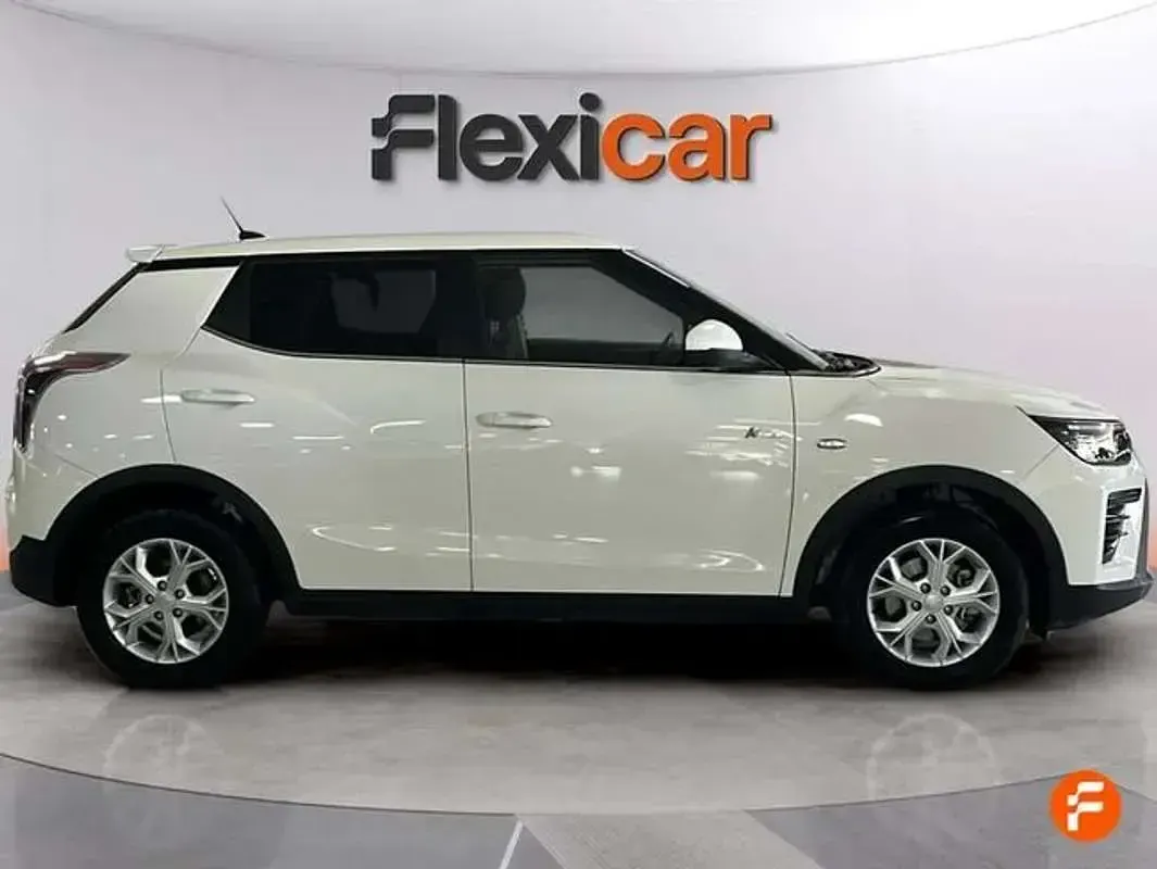 Usado SsangYong Tivoli 150 CV (110 kW) 2025 Blanco SUV