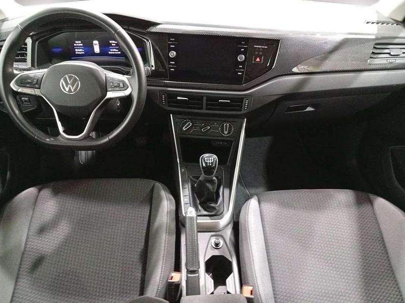 Usado VW Polo Life 95 CV (69 kW) 2024 Azul Utilitario