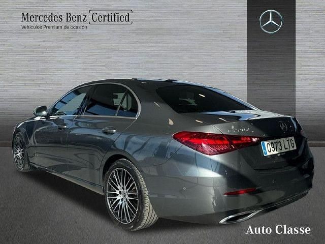 Usado Mercedes C220 Avantgarde 200 CV (147 kW) 2021 Gris selenita Berlina