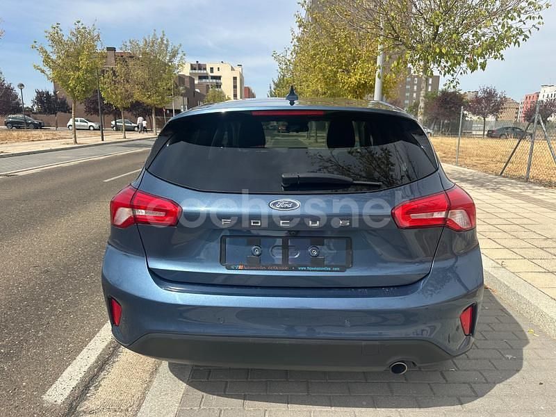 Usado Ford Focus Trend 120 CV (88 kW) 2022 Azul Berlina