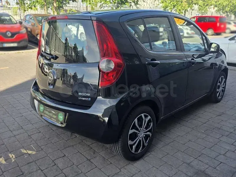 Usado Opel Agila Enjoy 65 CV (47 kW) 2010 Negro Utilitario