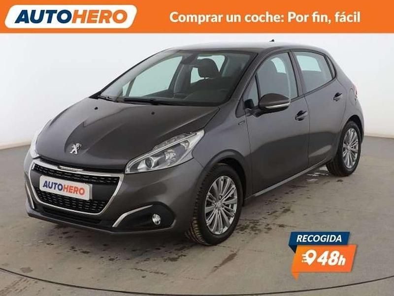 Gris Usado 2019 Peugeot 208 Signature Sky Utilitario | 9599 € (Buen precio) - Imagen 1/3