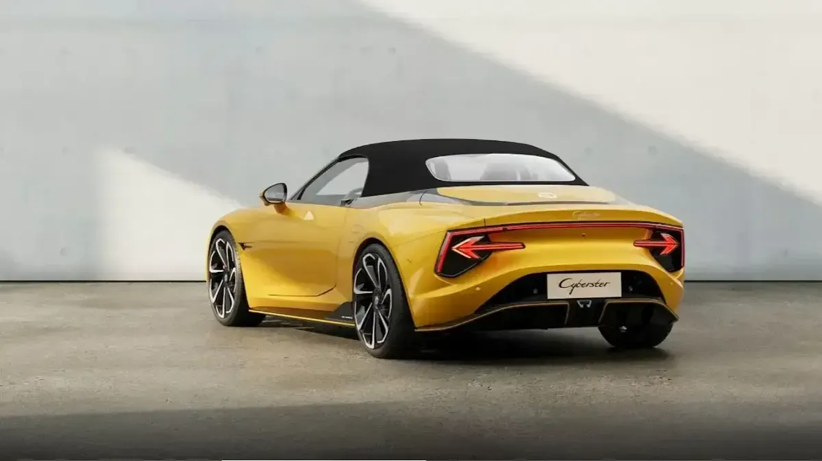 Nuevo MG Cyberster 375 kW (510 CV) 2026 Amarillo Descapotable