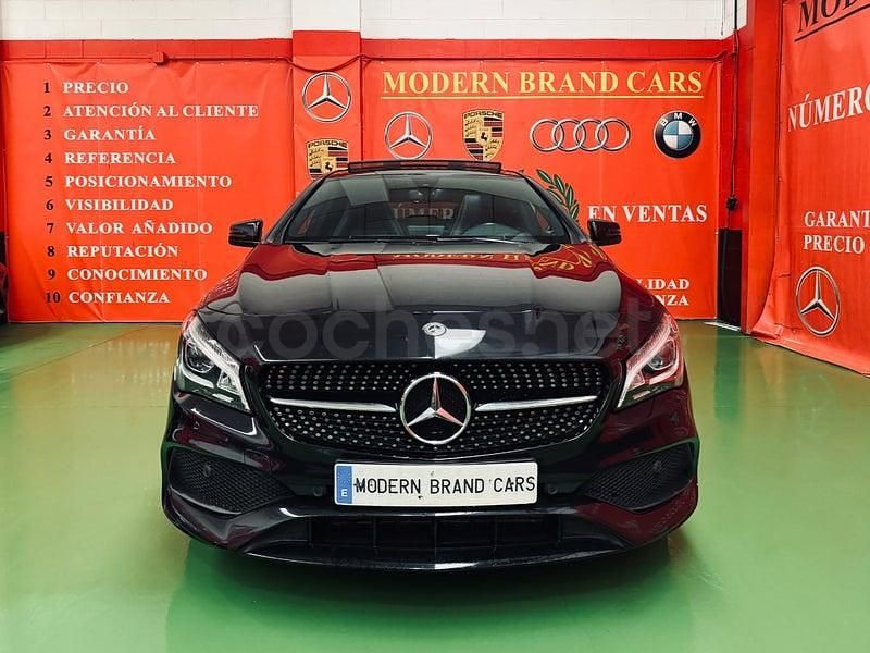 Usado Mercedes CLA200 Shooting Brake 150 CV (110 kW) 2019 Negro Familiar