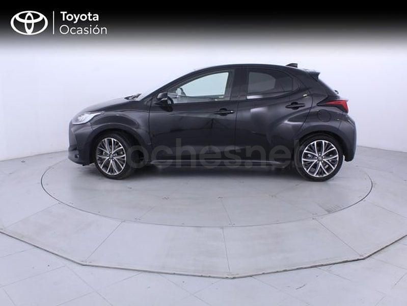 Usado Toyota Yaris Hybrid Style 116 CV (85 kW) 2025 Negro Berlina