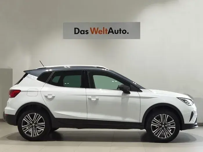 Usado Seat Arona FR 115 CV (84 kW) 2024 Blanco SUV