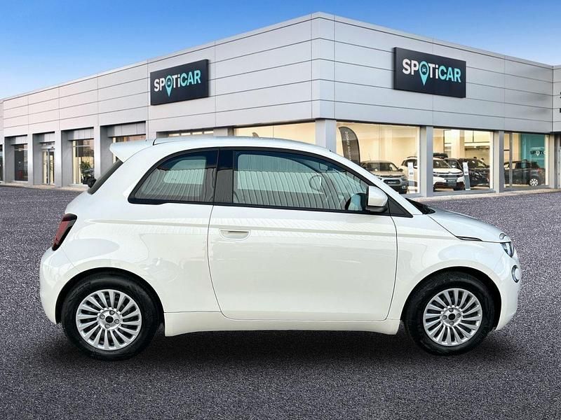 Usado Fiat 500e 69 kW (95 CV) 2024 Blanco Utilitario