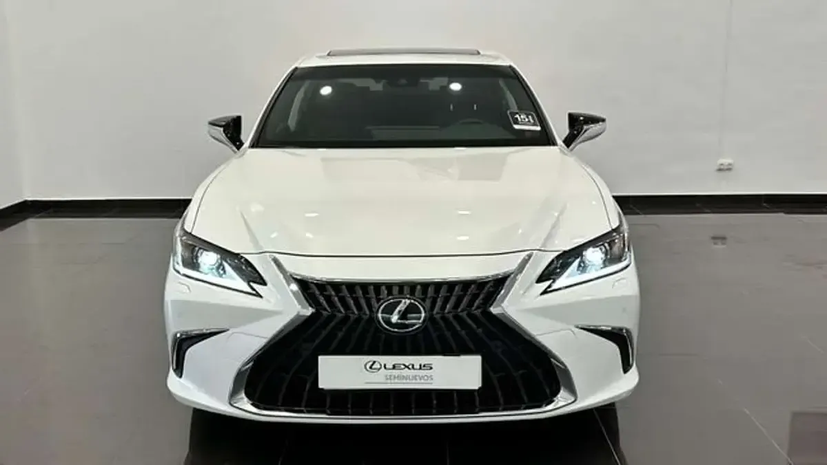 Usado Lexus ES300 Business Edition 218 CV (160 kW) 2020 Blanco Berlina