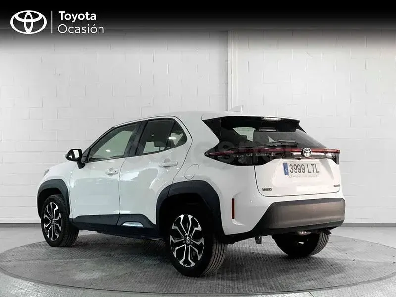 Usado Toyota Yaris Cross Active 116 CV (85 kW) 2021 Blanco SUV