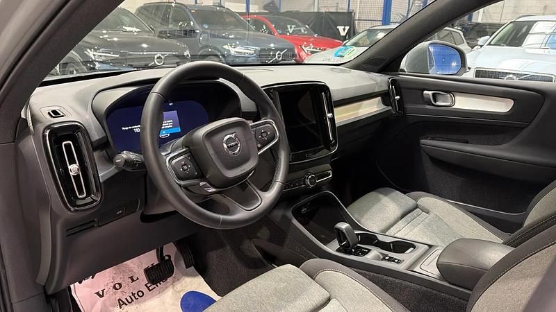 Usado Volvo XC40 Core 163 CV (119 kW) 2024 SUV